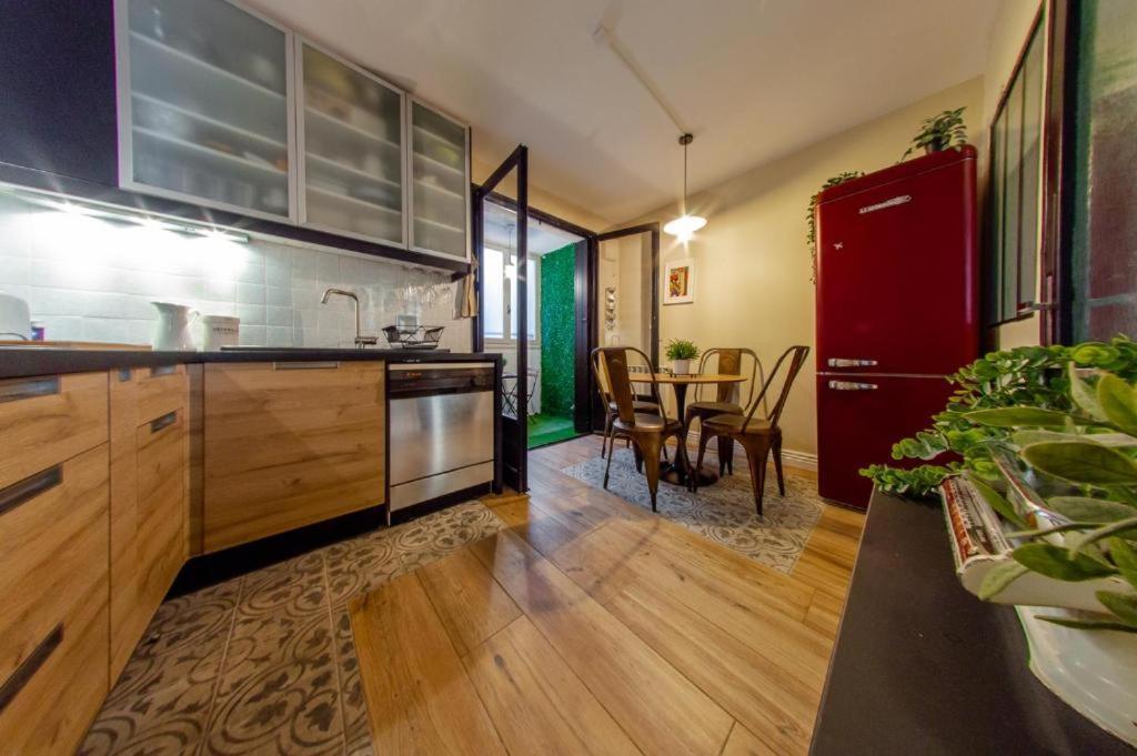 Retromirabeau - Chambre Suite & Appartements De Charme - Localisation Premium Narbonne Buitenkant foto