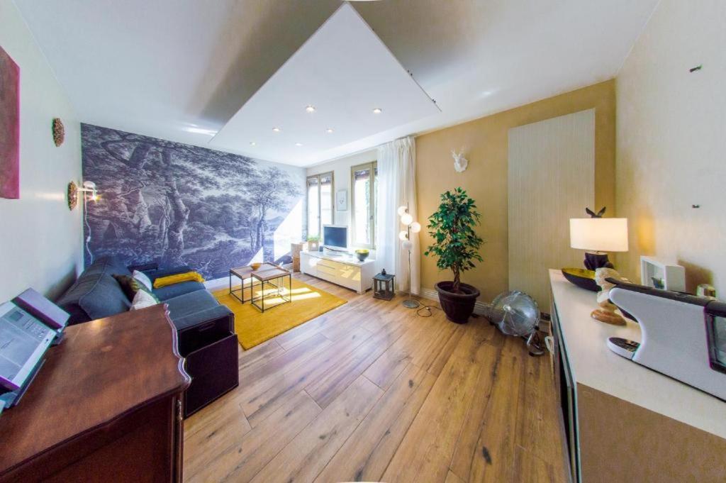 Retromirabeau - Chambre Suite & Appartements De Charme - Localisation Premium Narbonne Buitenkant foto